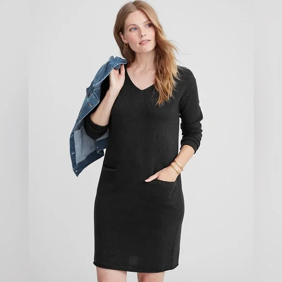 Garnet Hill Easy V-Neck Cashmere Dress in Black
